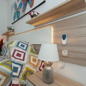 https://lovely-spacious-apartment-in-san-isidro-tenerife.in-canary-islands.com