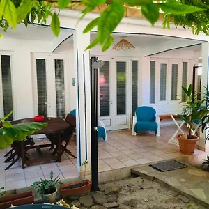Hébergement de vacances Habitation Santos 4 Personnes De Les Saintes, Terre-De-Haut